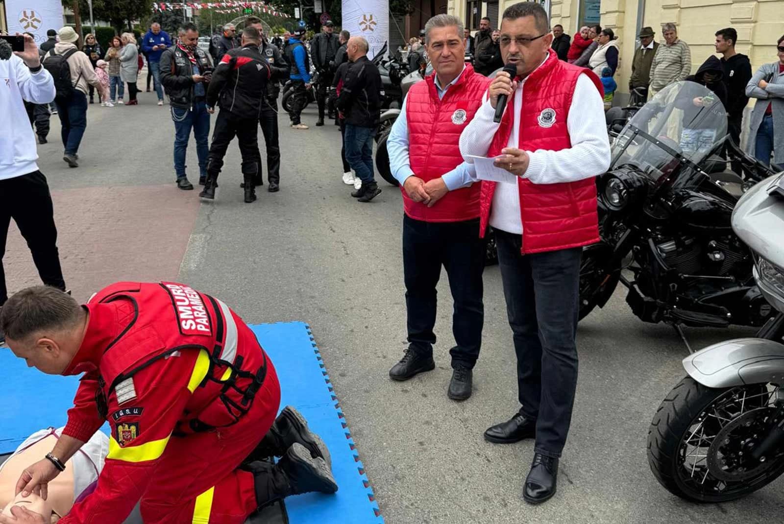 Drumul mausoleelor pe motocicletă 2024