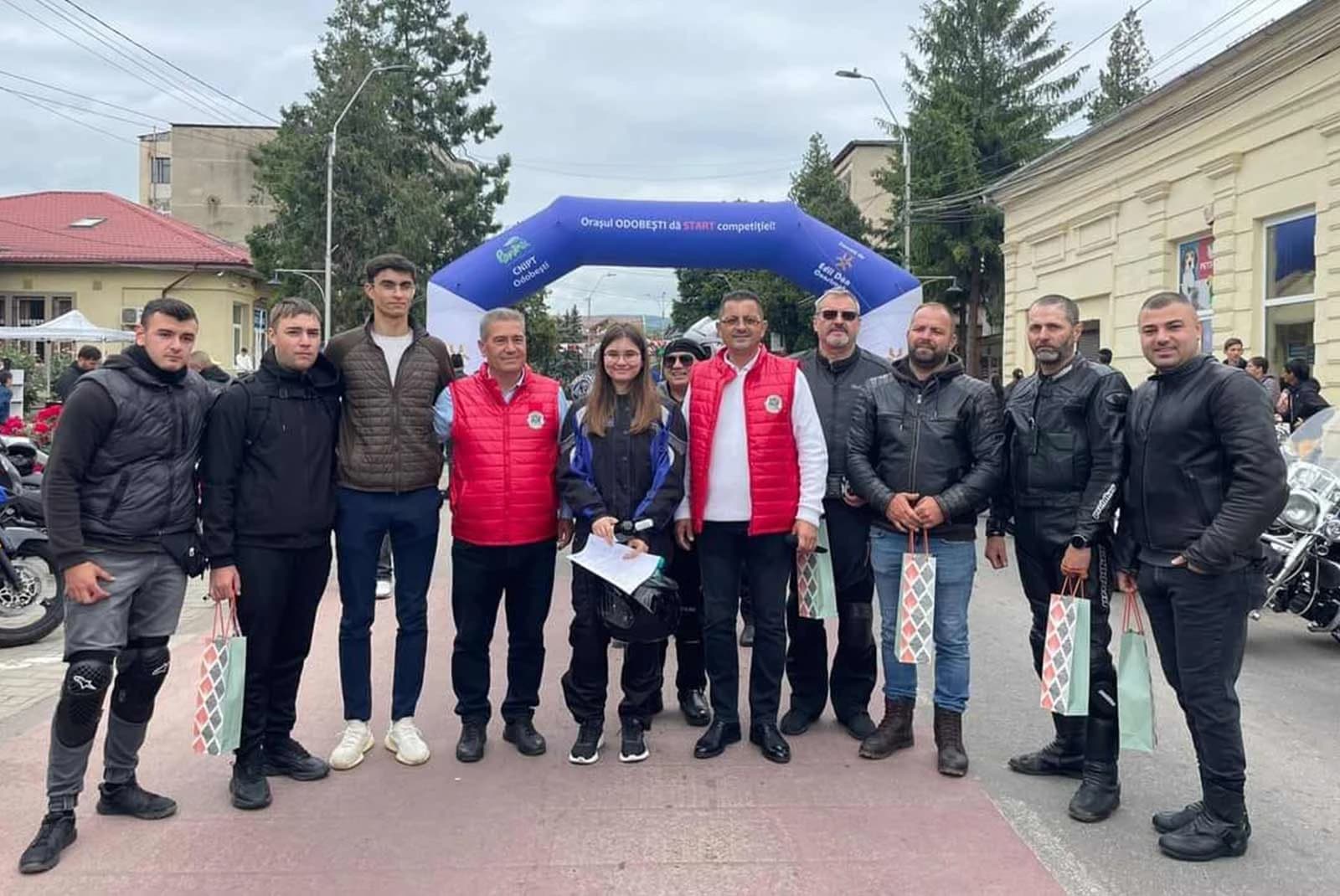 Drumul mausoleelor pe motocicletă 2024