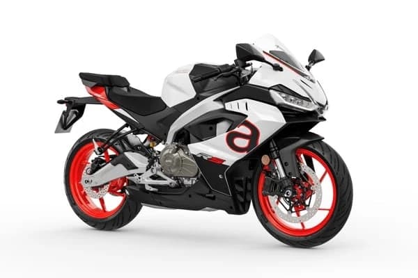 Cu introducerea lui RS 457, Aprilia deschide un nou capitol din saga Aprilia RS.