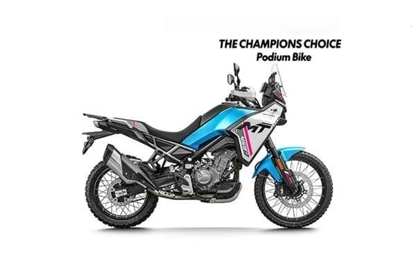 Mario Román obtine un podium spectaculos cu motocicleta CFMOTO 450MT la Bassella, Spania