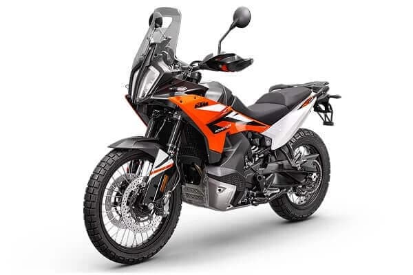 KTM 890 ADVENTURE, un travel bike de incredere pentru pasionatii sportului 