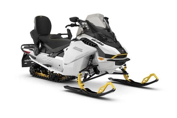 BRP ridica stacheta! Distractie extrema alaturi de snowmobilele 2025