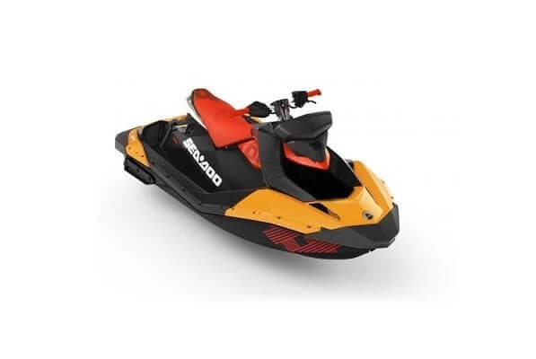 Sea Doo Spark Trixx și-a c&acirc;știgat rapid faima ca unul dintre skijeturile de top ale liniei Sea-Doo &icirc;ncă de la introducerea sa pe segmentul de ambarcațiuni personale. Modelele destinate amatorilor de cascad...