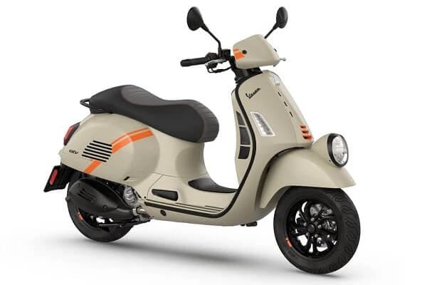 Vespa introduce cel mai sportiv scuter Vespa GTV de pana acum