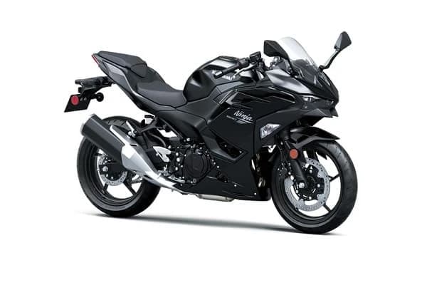 Kawasaki – Regii (si Regina) din WorldSSP300: o era de dominatie absoluta