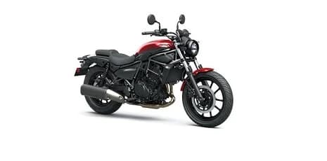 Eliminator 500 si varianta SE alaturi de Vulcan S ofera atitudine de cruiser si performanta deosebita. Care este motocicleta ta preferata din gama Kawasaki Cruiser?