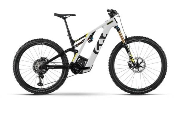Husqvarna a lansat seria Mountain Cross 2025: eMTB-uri Full-Power pentru fiecare rider