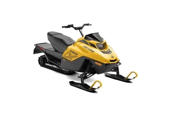Un snowmobil pentru copii de incredere: Ski-Doo MXZ