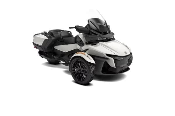 2026 Can-Am Spyder RT – luxul absolut al touringului pe trei roti
