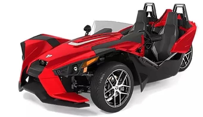 La prima vedere, vehiculul excentric cu 3 roti Polaris Slingshot arata a mutant biomecanic, o combinatie ciudata si de domeniul filmelor SF intre o motocicleta si un kart de marime gargantuesca, o creatura cu gene de&...