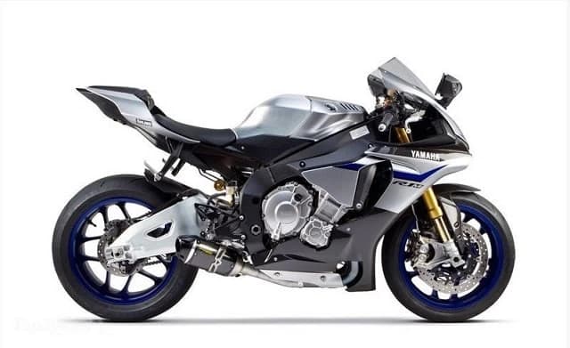 2015 Yamaha YZF-R1 atrage constructorii din zona after-market intr-o maniera in care parca s-ar vorbi despre un model incomplet de motocicleta, nu ca ar fi in realitate una dintre cele mai competente superbike-uri exi...