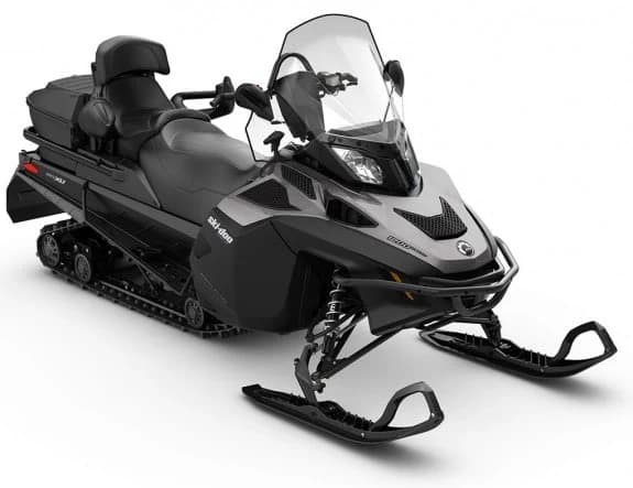 Modelul 2015 BRP Ski-Doo Expedition SE 1200 4-TEC este un snowmobil cu dotari complete de ultima generatie care imbina luxul cu performanta, pentru a va putea bucura de calatorii cat mai distractive si pentr...