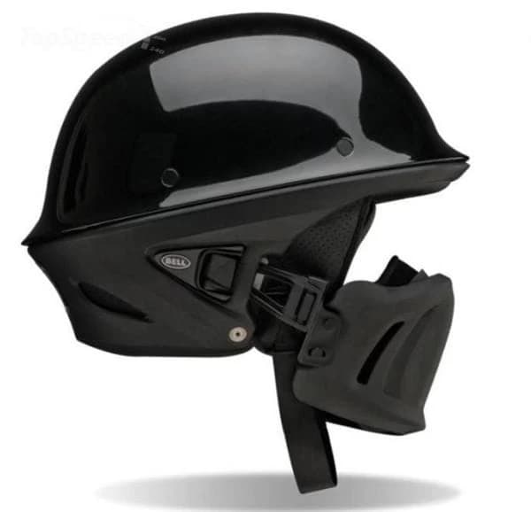 Niciodata nu putem spune ca exista destule accesorii si echipamente moto pe piata. Cei de la Bell Helmets au lansat cu ceva timp in urma, un nou model de casca, Rogue, destinata riderilor care au motociclete cruiser i...