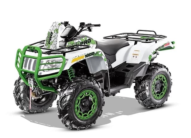 Daca in vara anului trecut, la lansarea asa-numitului prim val al lineup-ului 2016 Arctic Cat de ATV-uri si SSV-uri (adica 32 de modele, in total), amatorii de mud-riding, adica cei care gasesc suprema aventura in mla...