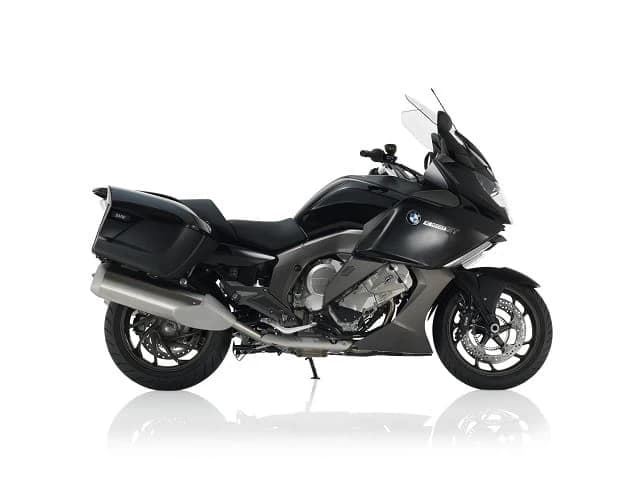 Desi lansarea oficiala a noii generatii de tourere mari de la BMW K1600GT a fost programata pentru salonul international Intermot de saptamana viitoare (incepand cu 4 octombrie) de la Koln, Germania, o serie de detali...