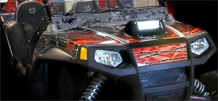 Niciun Polaris Ranger RZR sau RZR S nu spune Nu atunci cand vine vorba de un plus de stil. In cazul de fata, un DFR Sport Shaker Hood scoate orice vehicul din anonimat si-i pune in evidenta personalitatea. O imagine ...