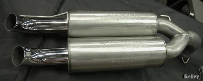 Gibson Performance Exhaust, prezent la 2011 Indy Dealer Show, unul dintre cele mai mari targuri din lume la care participa comercianti in domeniul moto, powersport, care s-a desfasurat in perioada 18-20 februari...