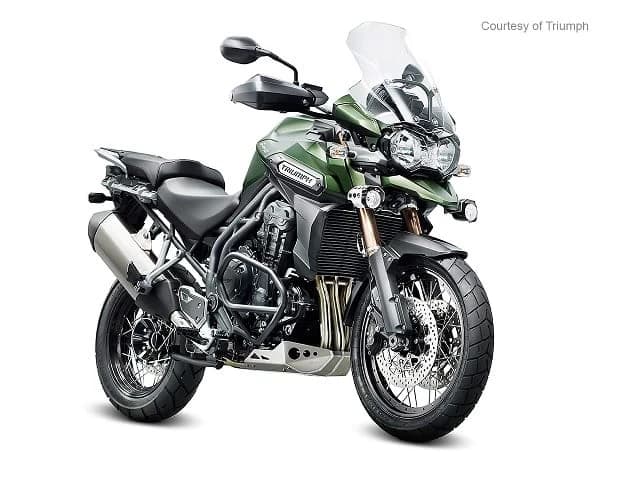 Triumph si-a largit “flota” de adventure bike cu inca doua noi modele, Tiger 800 XRT si Tiger 800 XCA, mult mai orientate spre calatorii, aceasta ajungand sa numere acum sase motociclete.
Cele doua noi mo...