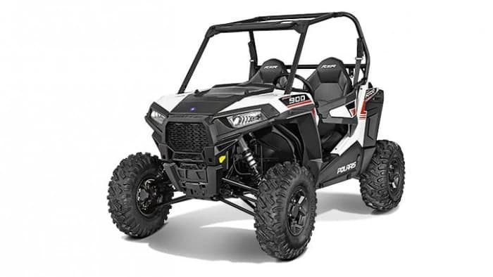 La baza noului vehicul tip side by side model 2015 Polaris RZR S 900 se afla faimosul motor ProStar 900 care dezvolta o putere de 75 cp si un cuplu marit cu 15% fata de modelul anterior RZR 800.
Motor...
