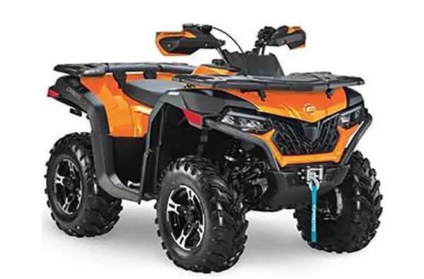 ATV-ul CF Moto CForce 600 al sezonului 2020 are 41 cai putere si radiator cu 18% mai mare si ventilator mai puternic. Dotarile sale includ luminile LED de inalta intensitate RIDEVISION. De asemenea, sasiul a fost opti...