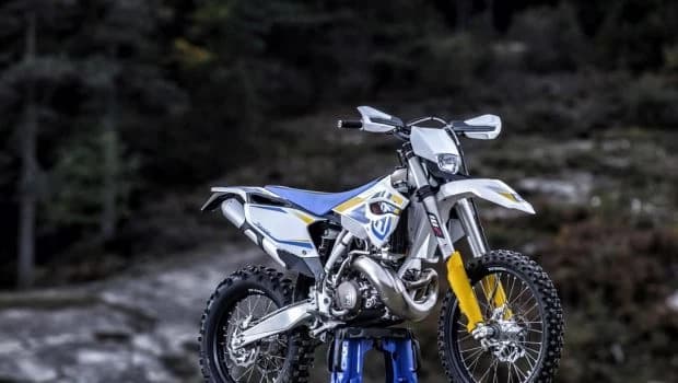 Dragi pasionati de enduro, iubitori ai modelelor Husqvarna, aflati ca pentru 2014, brandul vostru preferat vine pe piata cu noi si noi motociclete Husqvarna. Mai exact, in portofoliul sezonului urmator se afla sapte m...
