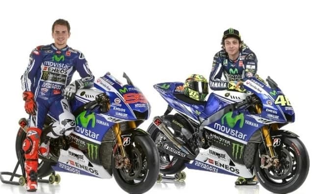 A mai trecut o etapa din MotoGP, gazduita de Franta, la Le Mans, etapa tumultuoasa presarata de accidente, greseli tehnice si manevre de depasire agresive, la finalul careia a triumfat pilotul Movistar Yamaha Jorge Lo...
