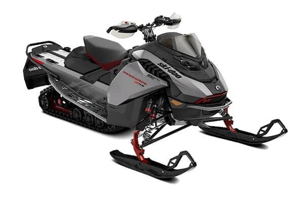 2023 Ski-Doo Renegade X-RS 850 E-TEC este un snowmobil cu personalitate indrazneata si agresiva, bazat pe platforma REV Gen5 care redefineste standardele anterioare oferind manevrabilitate perfect echilibrata si un pl...