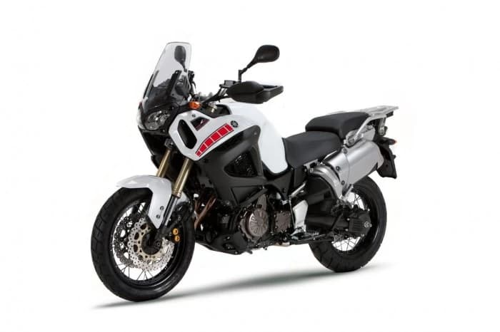 In cazul in care puneti foarte mare pret pe culoarea modelului de motocicleta pe care o aveti in garaj, trebuie sa stiti ca modelul 2012 Yamaha Super Tenere nu va fi disponibla in prea multe nuante. Motorul tocma...