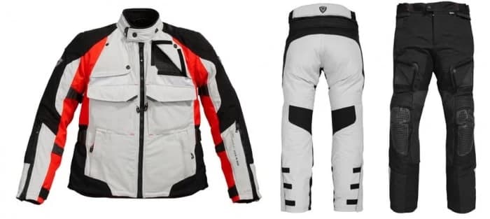 REV'IT Defender GTX din familia Adventure. Cam asa se recomanda noile produse oferite motociclistilor care prefera plimbarile pe distante lungi. Fiecare cusatura este intarita, pentru a asigura o mai rezistenta mai ma...