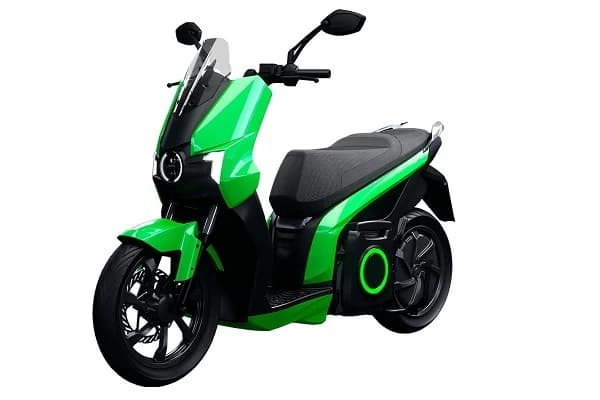 Lineup-ul de scutere electrice Silence ofera diversitate, concentrandu-se pe avantaje gandite pentru a intampina necesitatile transportului de zi cu zi. Este bine sa va hotarati pentru ce anume urmeaza sa utiliza...