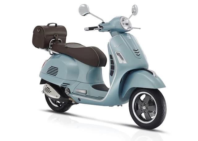 In primavara anului 1946, primul Vespa parasea banda de productie din fabricuta Piaggio & Co. S.p.A. din Pontedera, inaugurand o epoca in care nu mai putin de 18 milioane de modele au fost vandute, timp de sapte d...