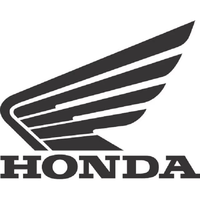 Primul concept, denumit CB 4, atrage atentia prin cea mai aratoasa evacuare cu care Honda si-a dotat modelele de motociclete din zilele CB400 incoace. De altfel, nu e nici o coincidenta ca arata similar cu a...
