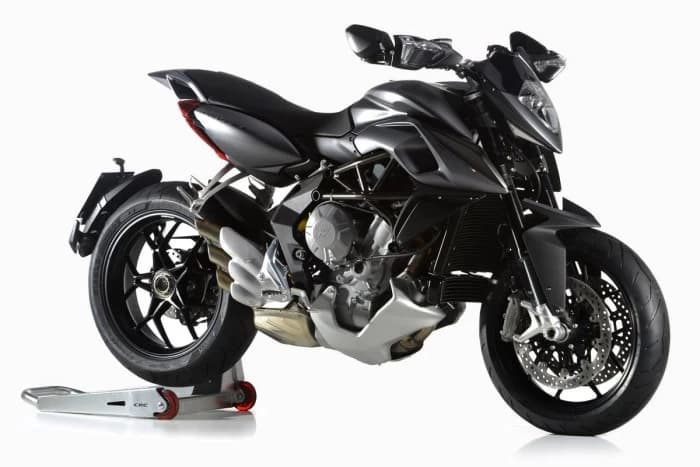 Noul model 2014 MV Agusta Rivale 800 stabileste noi standarde in aceasta industrie,datorita echiparii sale cu tehnologie de ultima ora,stilului sau revolutionar si abilitatii sale de manevrabilitate usoara.
Cadrul mo...