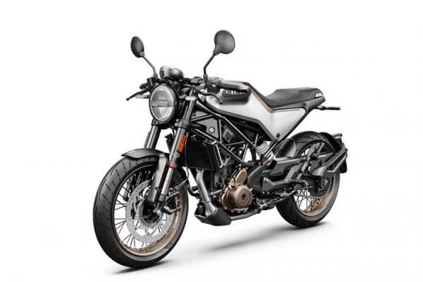Svartpilen si Vitpilen sunt modele streetbike pe care te poti baza cu incredere pentru naveta zilnica prin oras si in afara lui.
Husqvarna Svartpilen 401 '21 - in spatiul „de joaca” metropolitan, aceasta ...