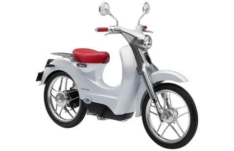 Honda prezintă noul acumulator portabil destinat vehiculelor electrice și isi dubleaza eforturile în domeniul hidrogenului.
Gestionarea inteligentă a stocării energiei nu pare interesantă in mod special, dar ...