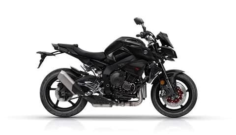 Din anumite motive, companiile de motociclete preferă să atribuie nume și numere diferite acelorasi modele din diferite țări. Nimeni nu a venit încă cu o explicație rațională pentru aceasta practica, pentru că.....