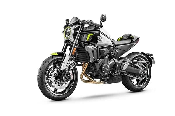 Unul dintre brandurile chinezesti care s-au impus in ultimii ani pe piata de motociclete este CFMOTO, mai cunoscut publicului larg datorita liniilor sale de ATV-uri si side-by-side-uri. Constructorul exploateaza mai m...