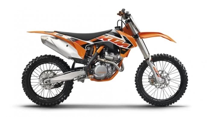 KTM 250 SX‑F 2015 este o motocicleta moderna, bine echipata si care si-a demonstrat fortele in campionatul mondial MX2 in ultimii ani si in plus a castigat prestigiosul campionat AMA Supercross...