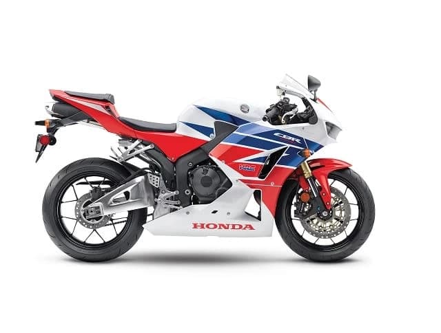 In mai multe randuri am scris despre modelele de motociclete ale diferitilor producatori majori ce nu-si vor mai avea locul in spatiul european dupa 1 ianuarie 2017, data la care intra in vigoare normele Euro4. Iata c...