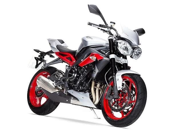 Cei de la Triumph au lansat anul acesta cateva motociclete spectaculoase,cele mai multe dintre ele fiind editii speciale.Printre ele se numara si modelul Triumph Street Triple RX editia speciala a versiunii ...